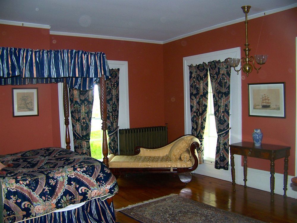 Oakcliff Bed And Breakfast Halfmoon Ngoại thất bức ảnh