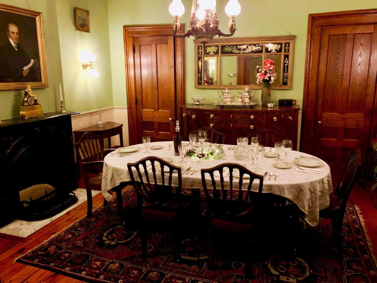 Oakcliff Bed And Breakfast Halfmoon Ngoại thất bức ảnh