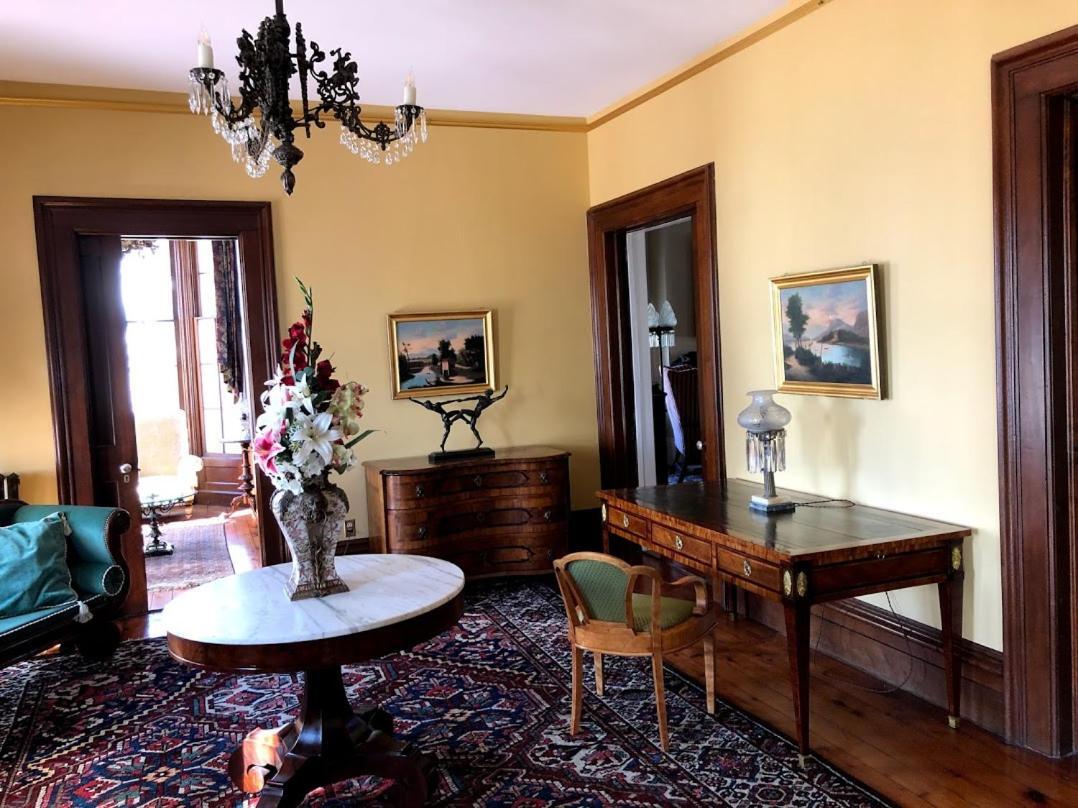 Oakcliff Bed And Breakfast Halfmoon Ngoại thất bức ảnh